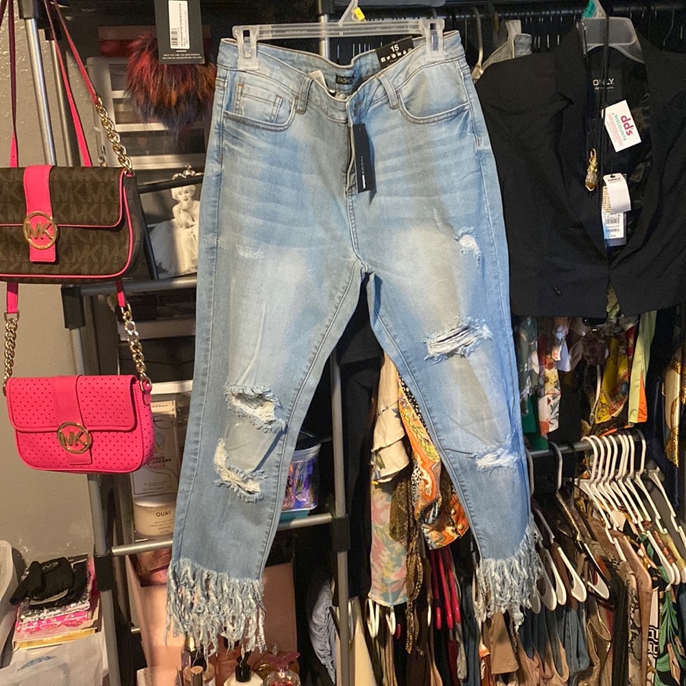 BRAND NEW fashion nova jeans size 15